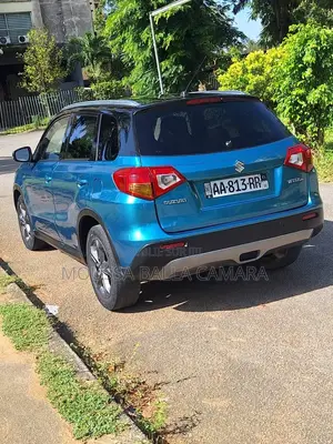 Suzuki Vitara 2018 Bleu