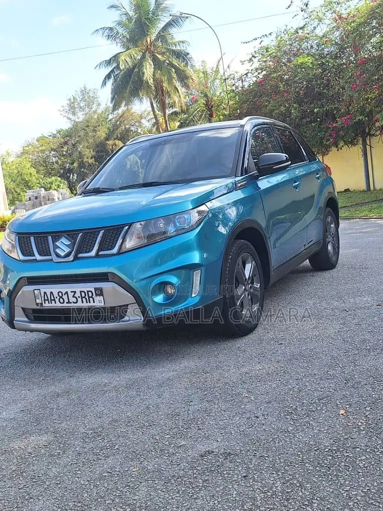 Suzuki Vitara 2018 Bleu