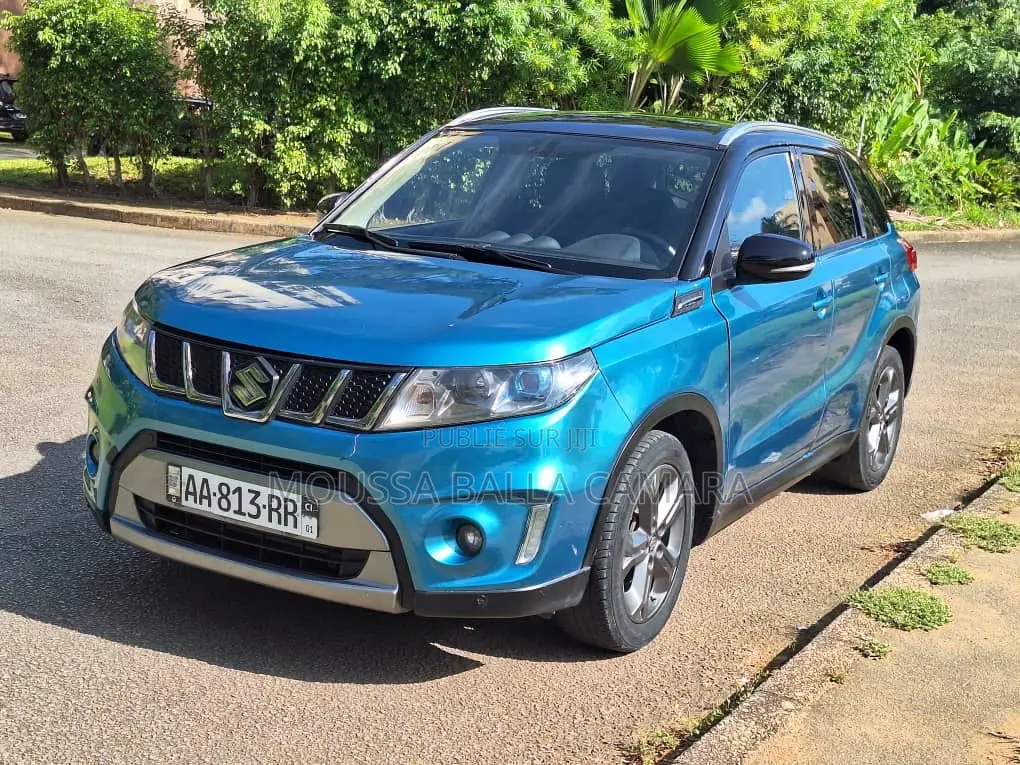 Suzuki Vitara 2018 Bleu