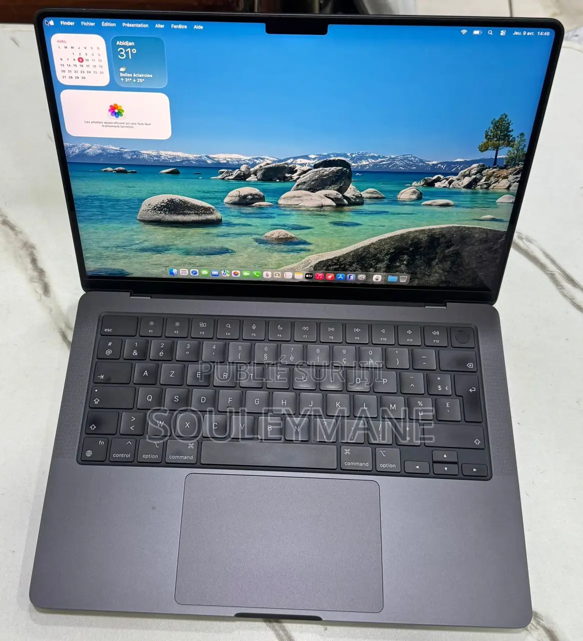 Apple MacBook Pro 2023 M3 14-inch 16GB Apple M3 Pro SSD 512GB