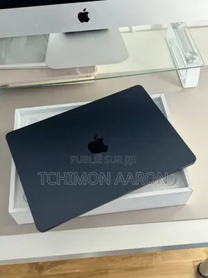 Nouveau Apple MacBook Air 2022 M2 16GB Intel Core i7 SSD 1T