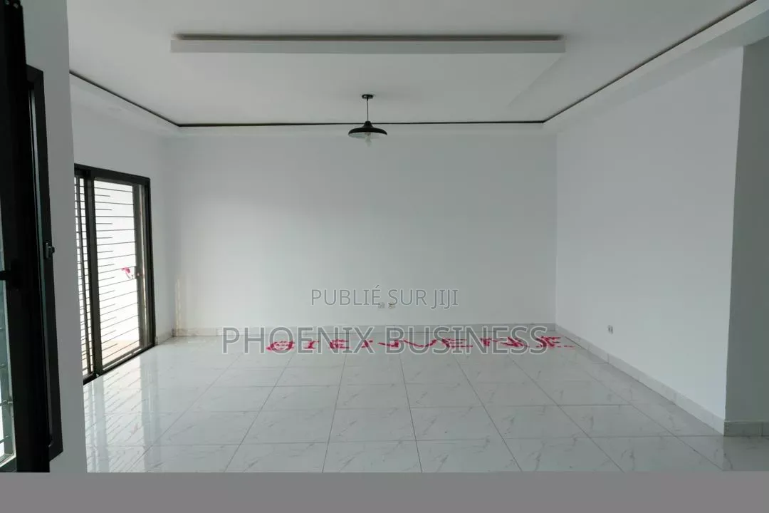 3chbre Villa dans Bingerville à Vendre