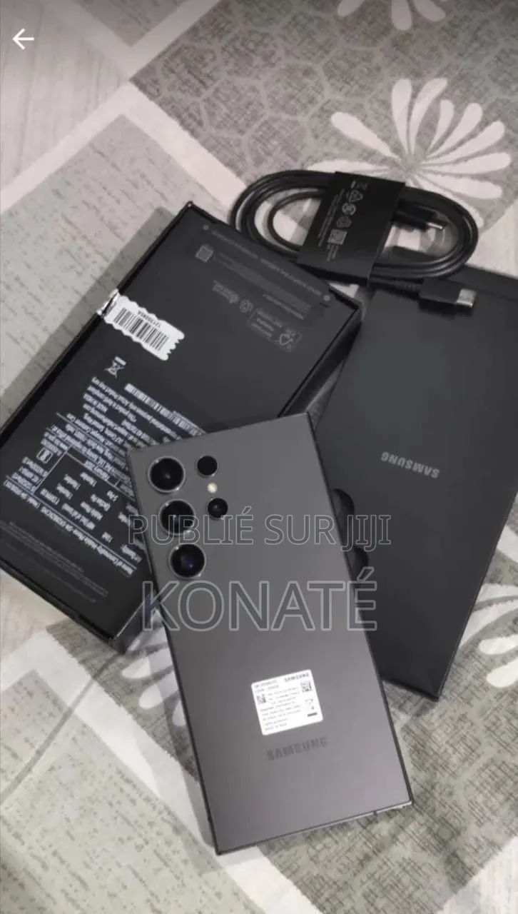 Nouveau Samsung Galaxy S22 Ultra 256 GB Noir
