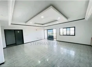 4chbre Appartement dans Service Jiji, Cocody à Louer