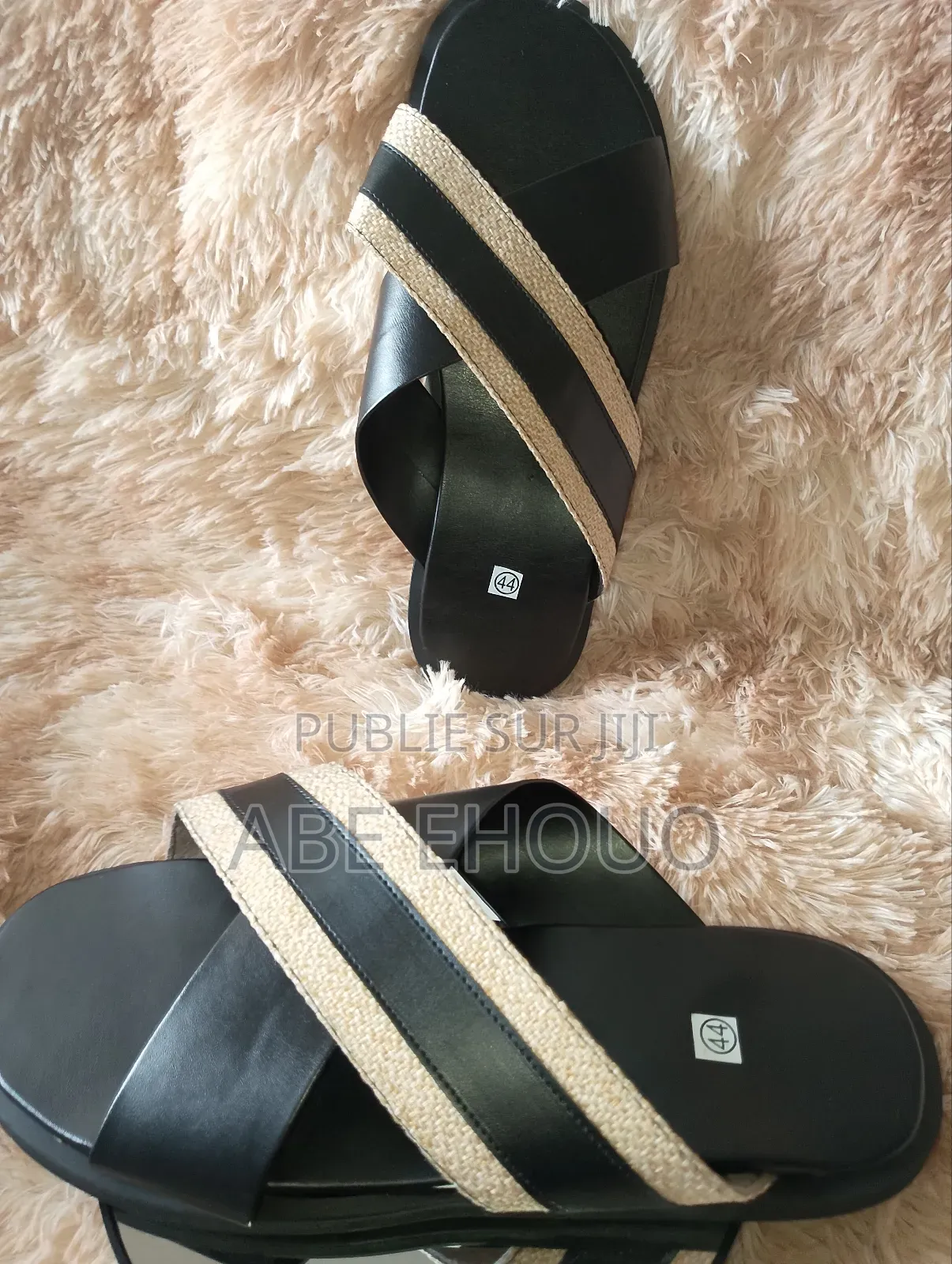 Sandales Disponible