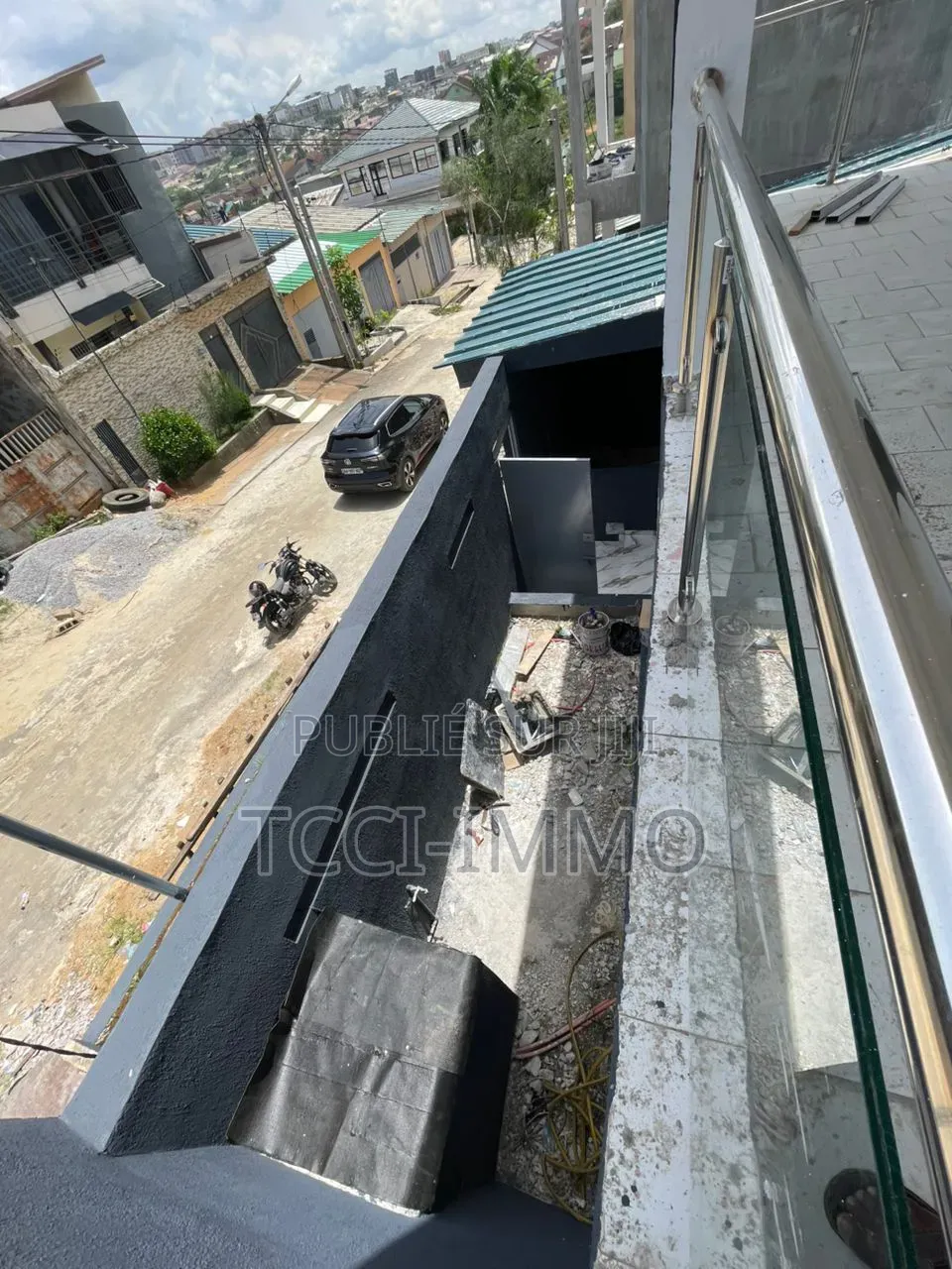 4chbre Duplex dans Tcci Sarl, Bingerville à Vendre