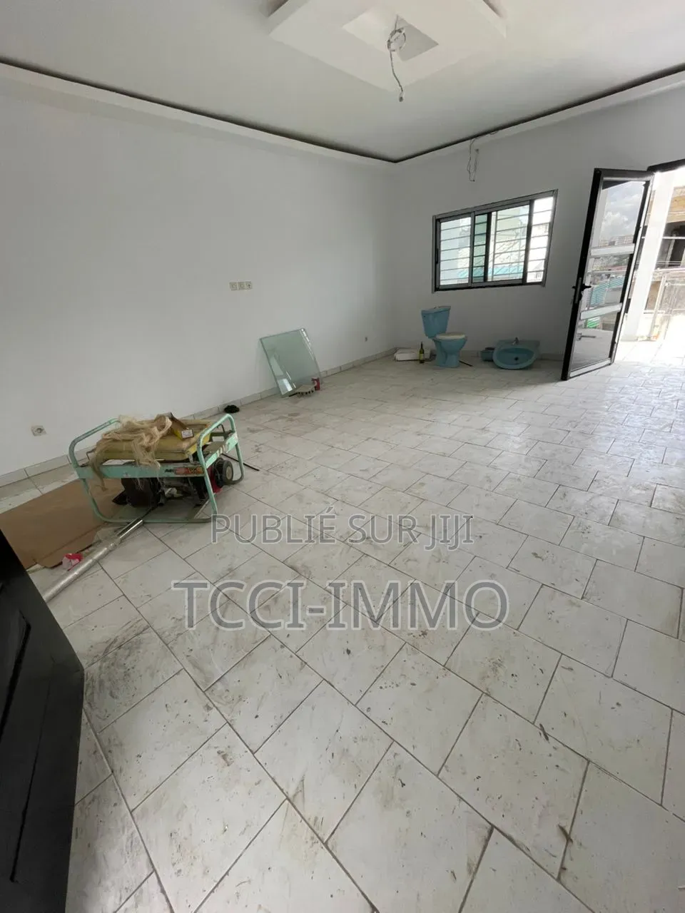 4chbre Duplex dans Tcci Sarl, Bingerville à Vendre