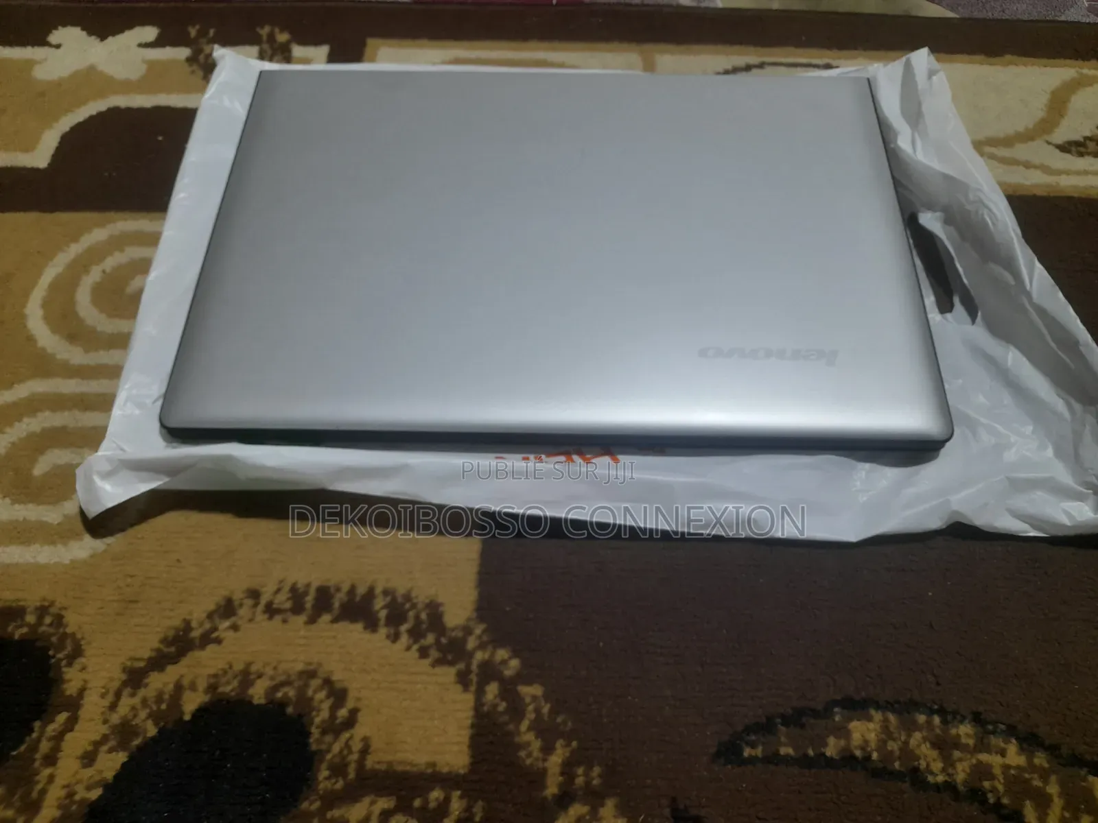 Ordinateur portable Lenovo IdeaPad 300 8GB Intel Core i5 HDD 500GB
