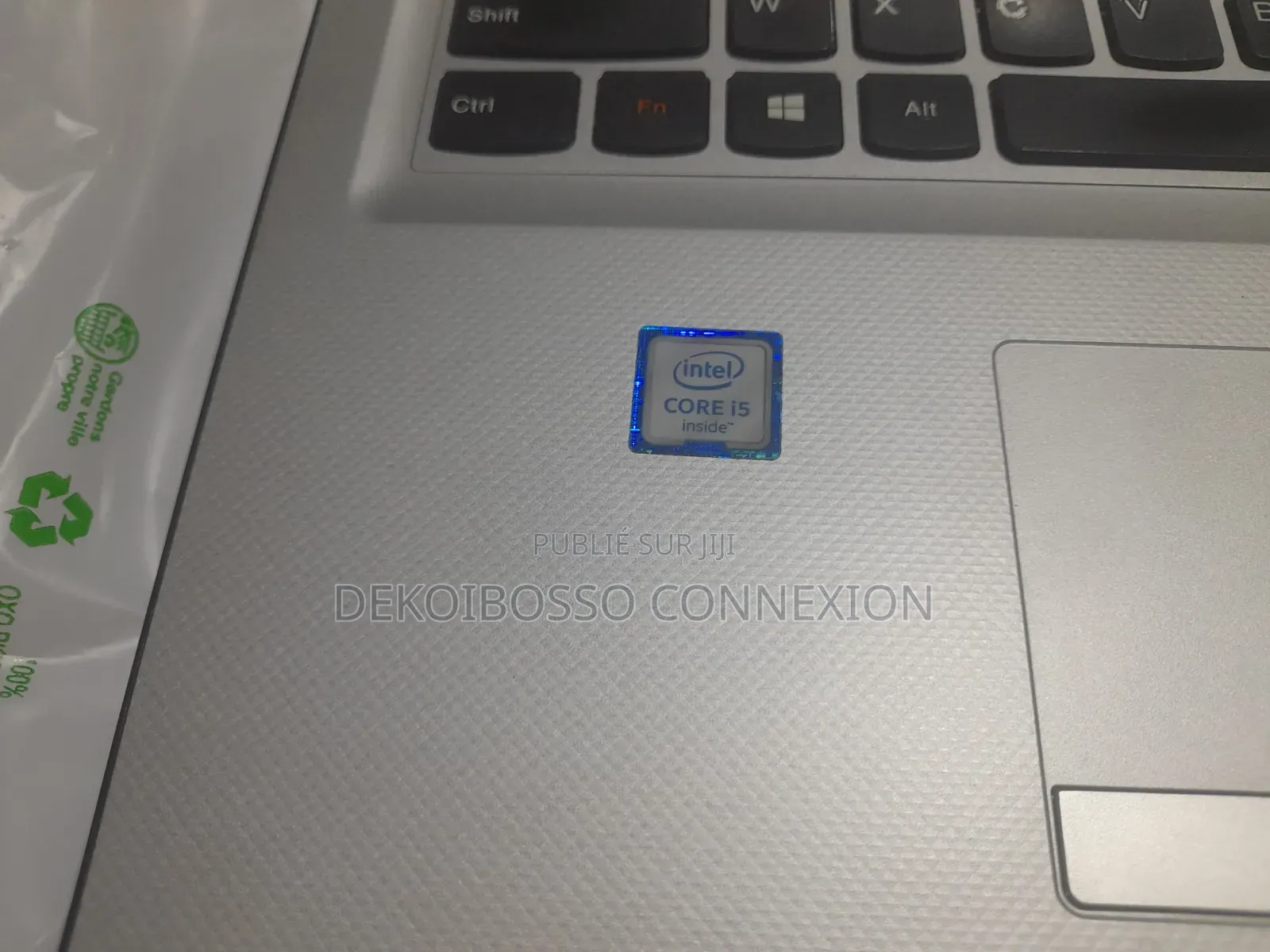 Ordinateur portable Lenovo IdeaPad 300 8GB Intel Core i5 HDD 500GB