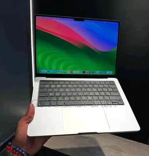 Nouveau HP EliteBook 840 G7 3GB Intel Core i5 SSHD+SSD 48GB