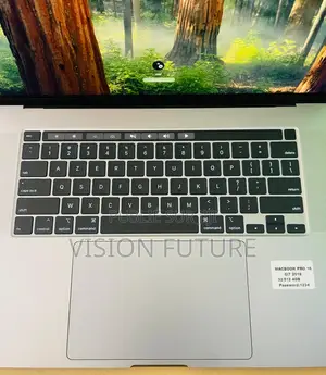 Ordinateur portable Apple MacBook Pro 2019 32GB Intel Core i7 SSD 512GB