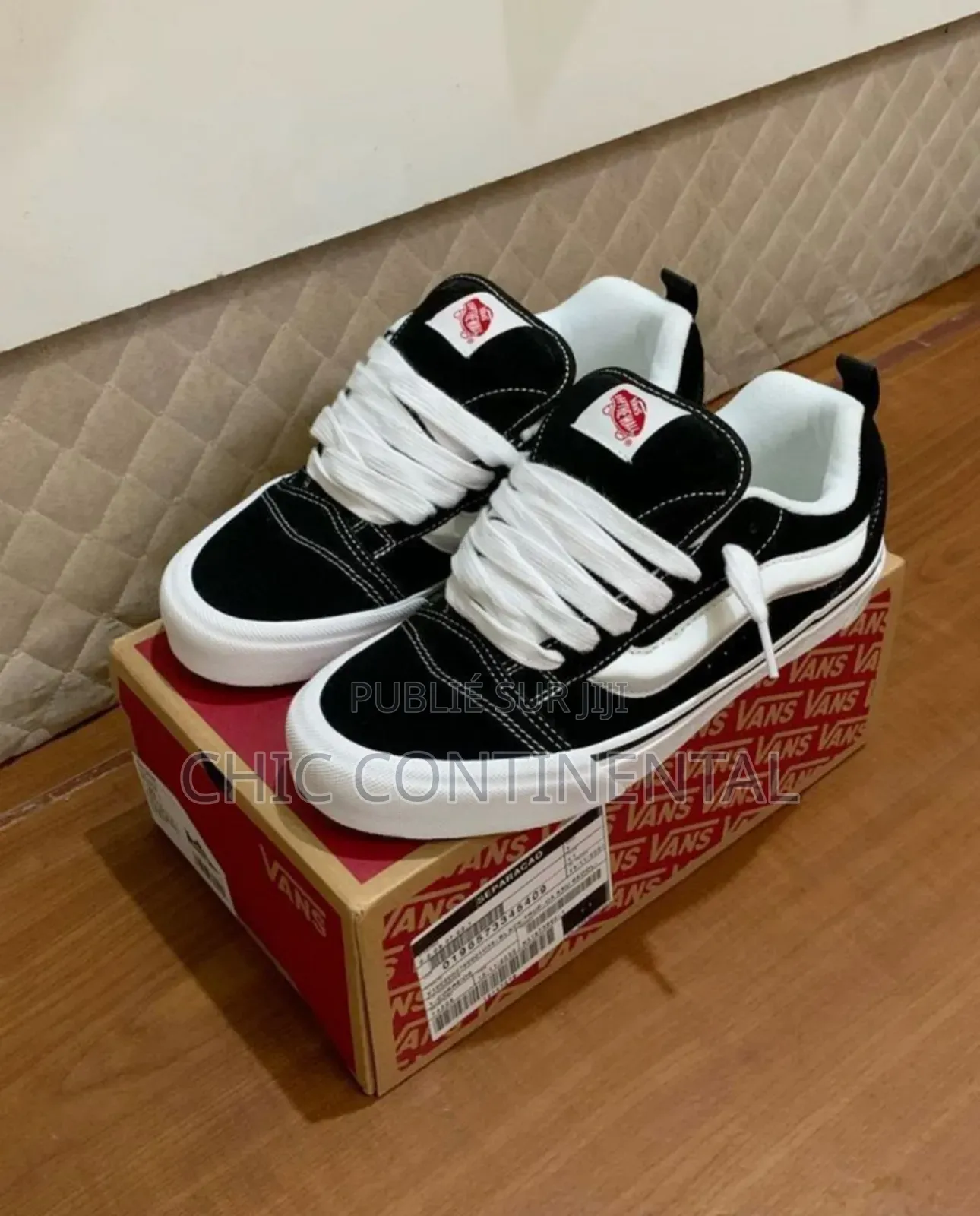 Vans Knu Skool a Semelle Simple Et Grosse