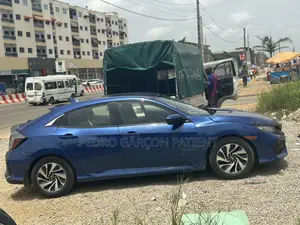 Honda Civic 2019 Bleu