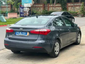 Kia Forte 2016 Gris