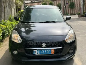Suzuki Swift 2023 Noir