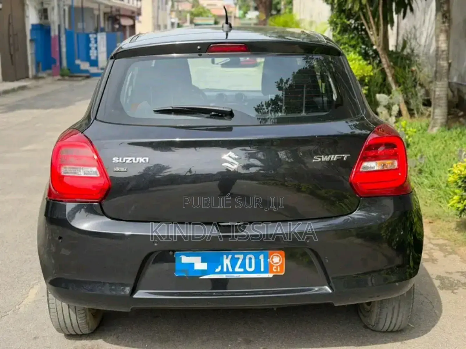 Suzuki Swift 2023 Noir