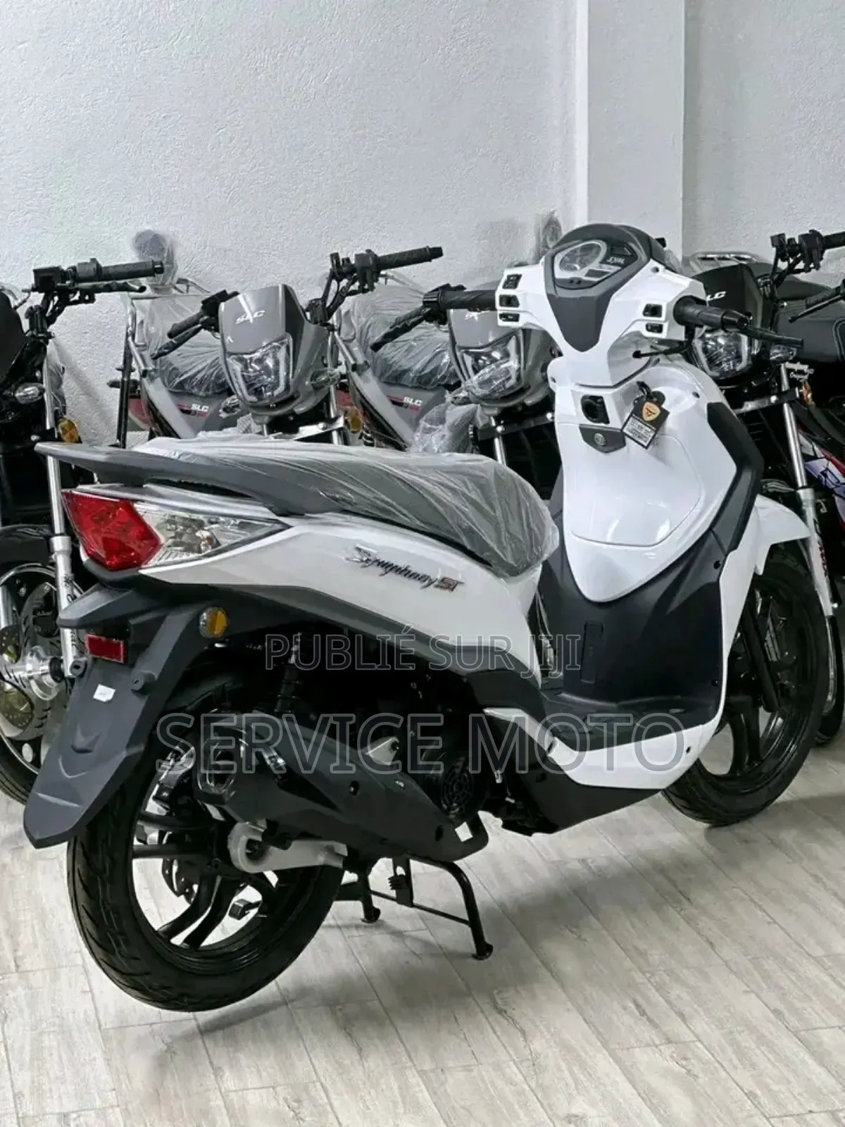 Nouveau SYM Fnx 125 2025 Autre