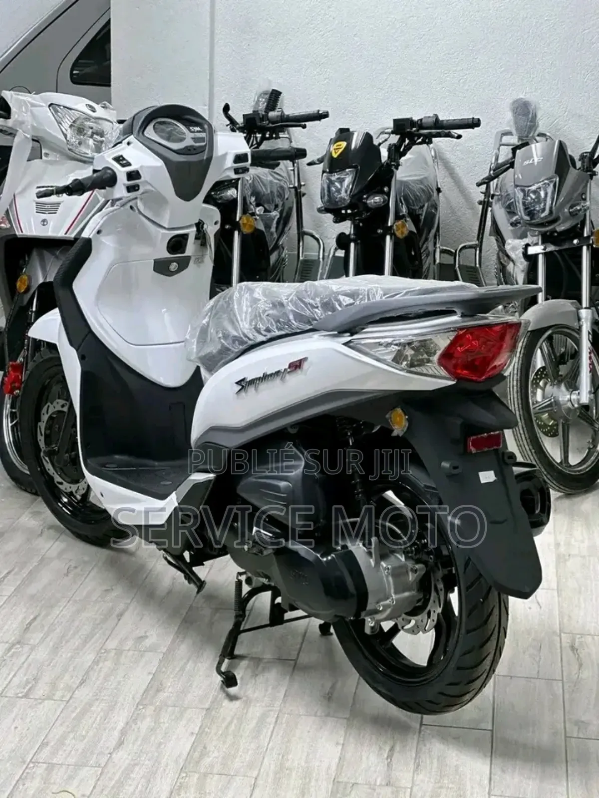 Nouveau SYM Fnx 125 2025 Autre