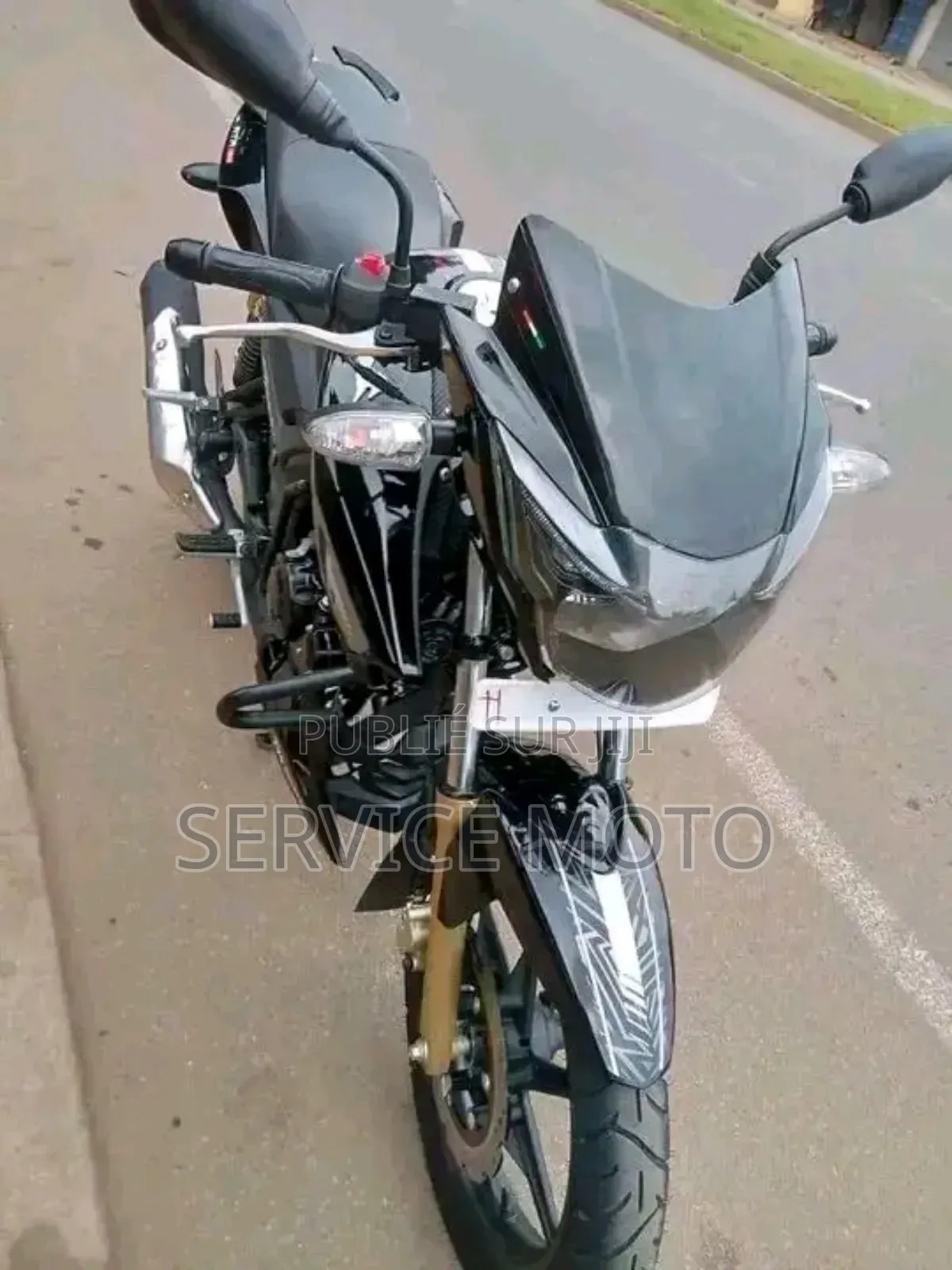 Nouveau TVS Apache 180 RTR 2023 Autre