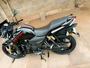 Nouveau TVS Apache 180 RTR 2023 Autre