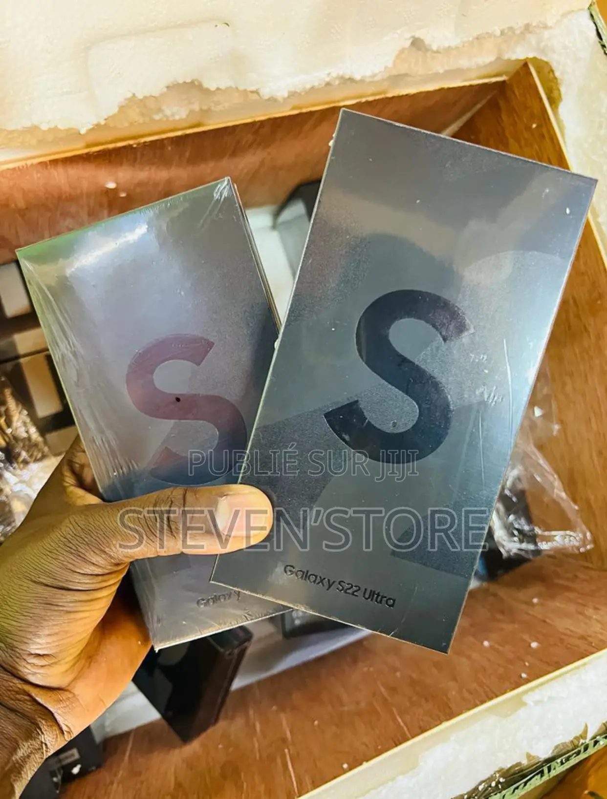 New Samsung Galaxy S22 Ultra 5G 256 GB Noir