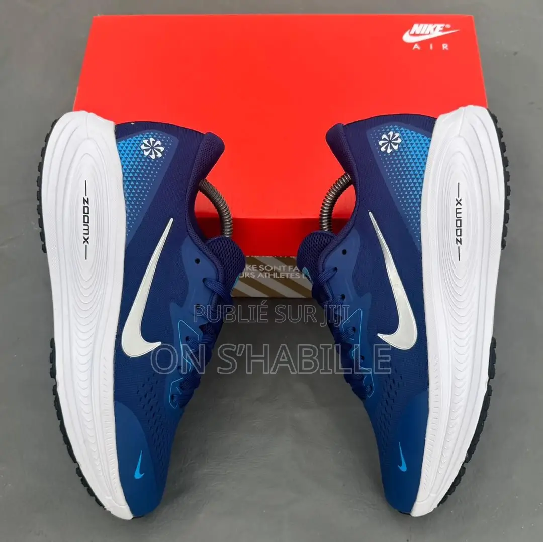 Nike Zoom Vomero 18