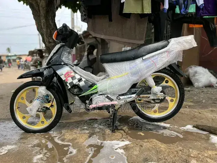 Nouveau KTM Autre 2023 Vert
