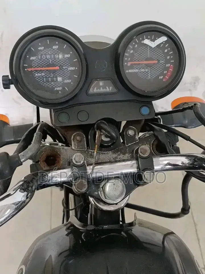 Nouveau Yamaha YBR125 2025 Noir