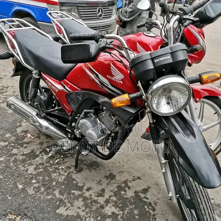 Nouveau Honda XL 125 2025 Rouge