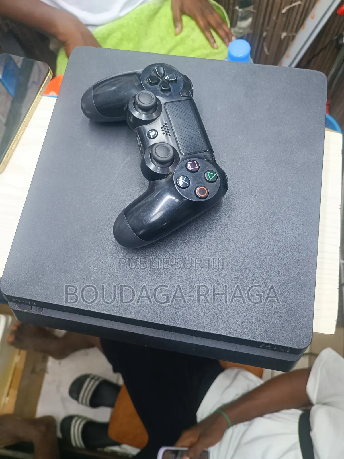 Sony Playstation 4 Slim. 500 Go Ou 1 To. Slim Avec Plus De 5 Jeux