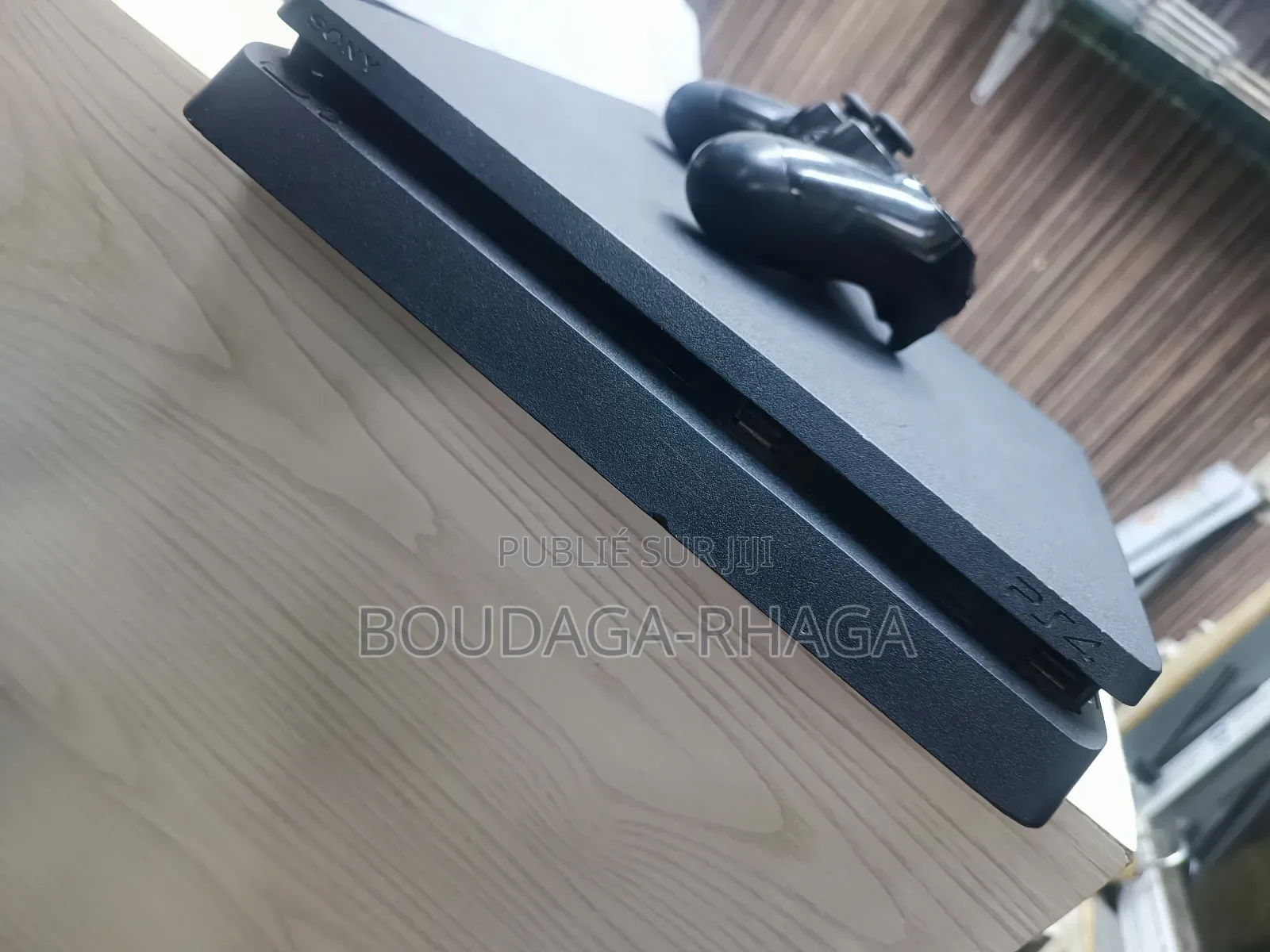 Sony Playstation 4 Slim. 500 Go Ou 1 To. Slim Avec Plus De 5 Jeux