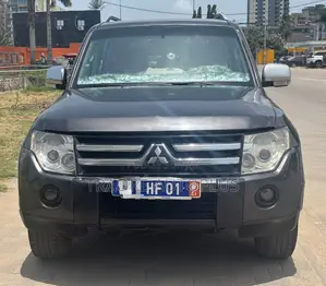 Mitsubishi Pajero 2008 Gris