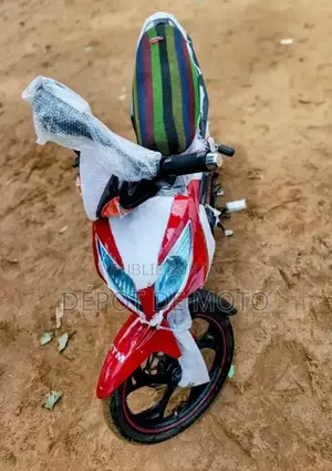 Nouveau KTM Autre 2023 Rouge