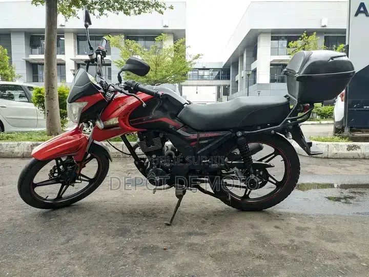Nouveau Sanya SY150F 2025 Rouge