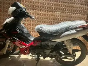 Nouveau TVS Rockz 125 2023 Noir