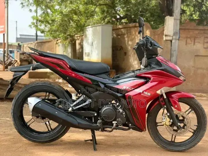 Nouveau Yamaha Autre 2026 Rouge