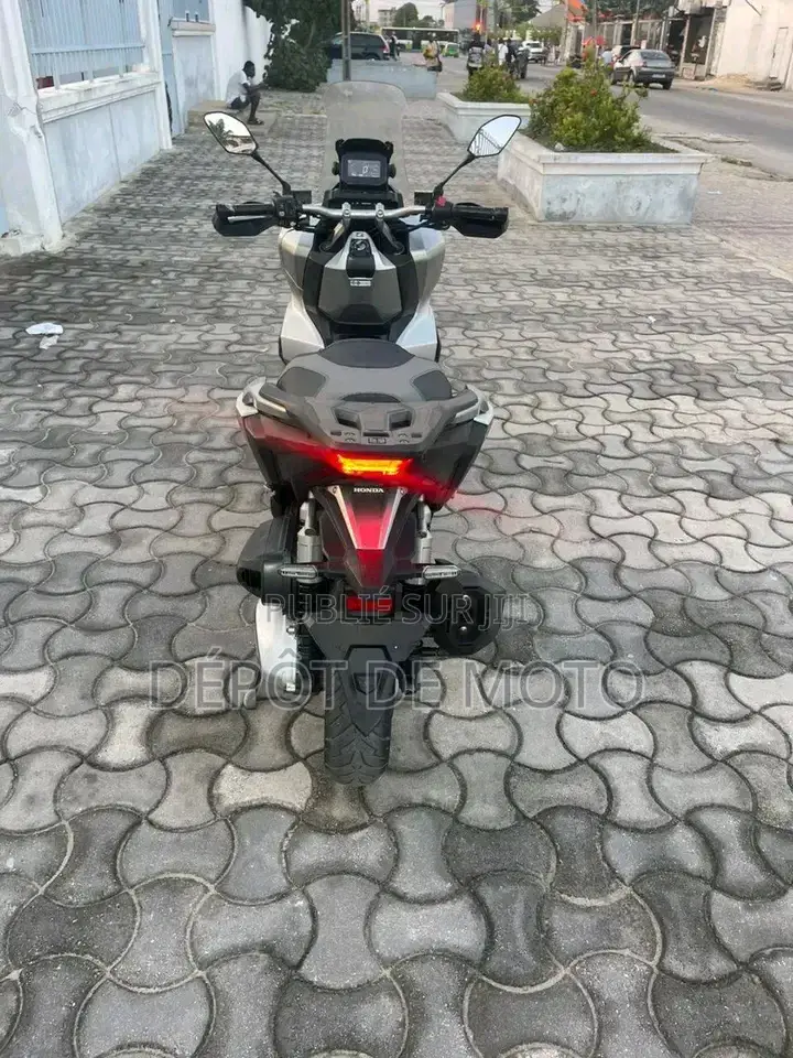 Nouveau Honda Autre 2025 Gris