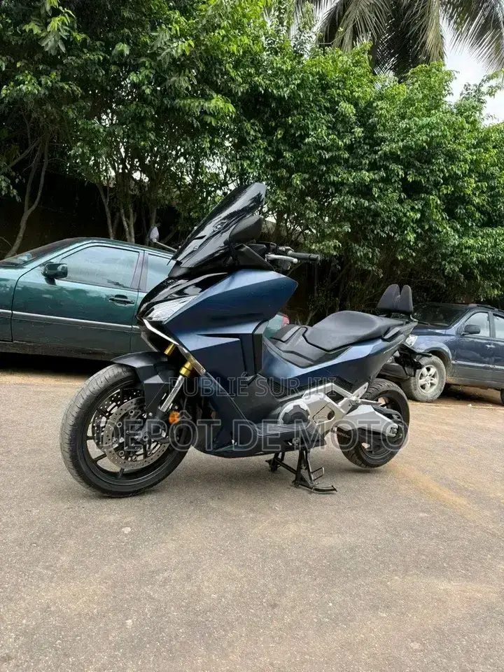 Nouveau Honda Forza 2024 Vert