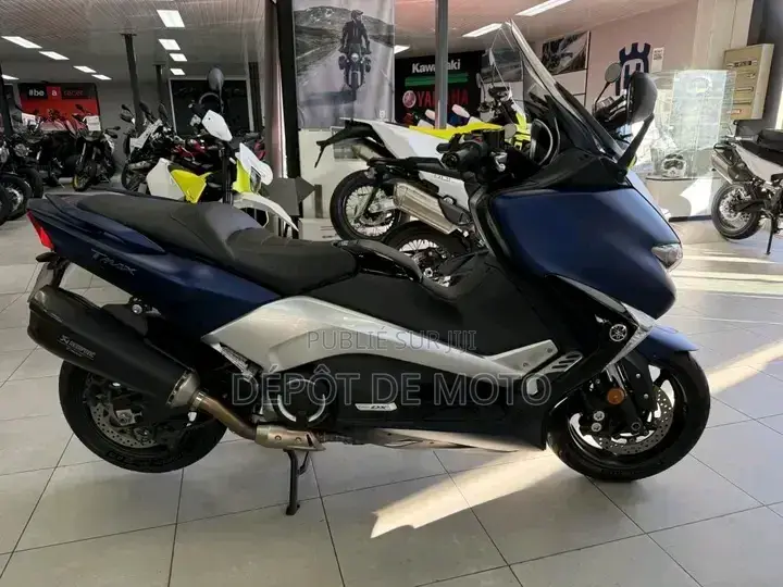 Nouveau Yamaha Autre 2025 Bleu