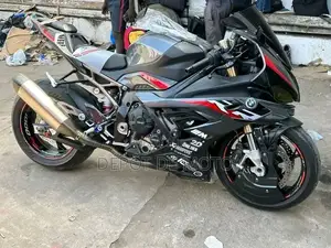Nouveau BMW S 1000 RR 2022 Noir
