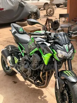 Nouveau Kawasaki Z900 2024 Vert