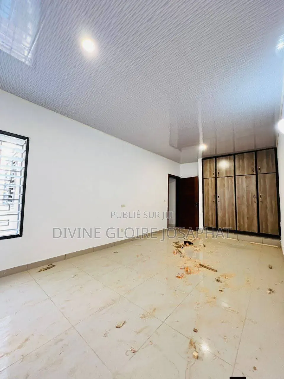 4chbre Villa dans Asna Assie, Cocody à Vendre