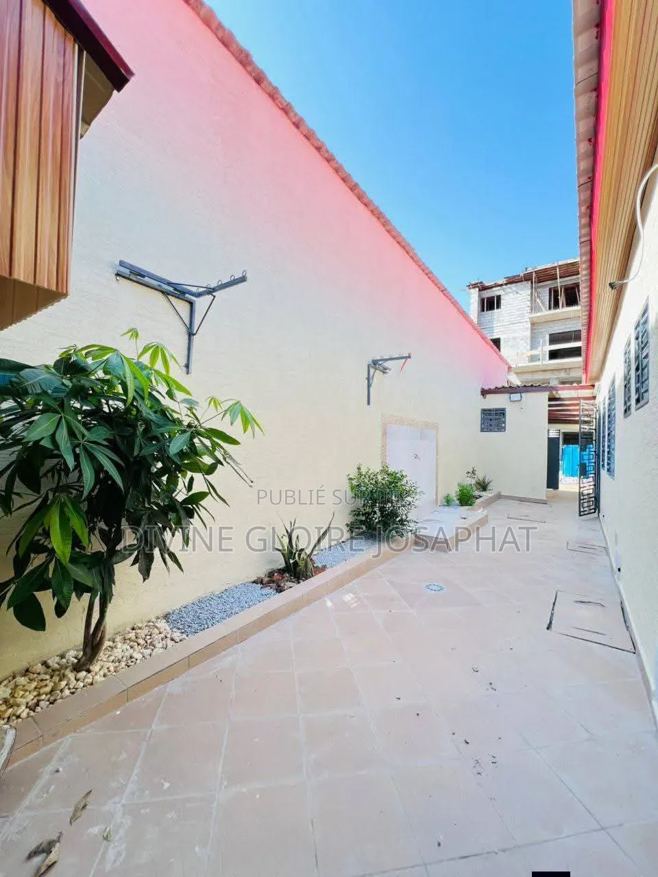 4chbre Villa dans Asna Assie, Cocody à Vendre
