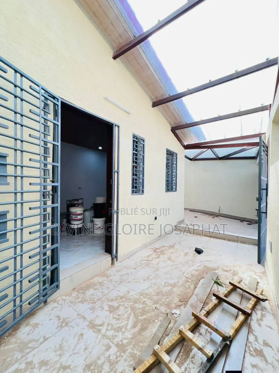 4chbre Villa dans Asna Assie, Cocody à Vendre