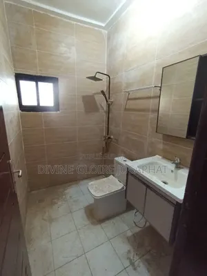 5chbre Duplex dans Asna Assie, Cocody à Vendre