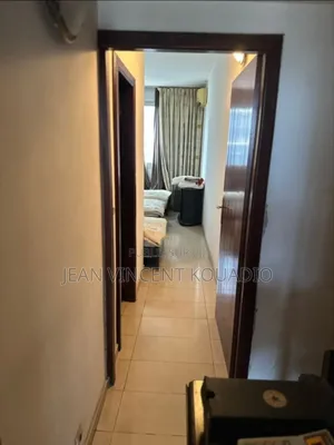 Meublé 3chbre Appartement dans Particulier, Le Plateau à Vendre