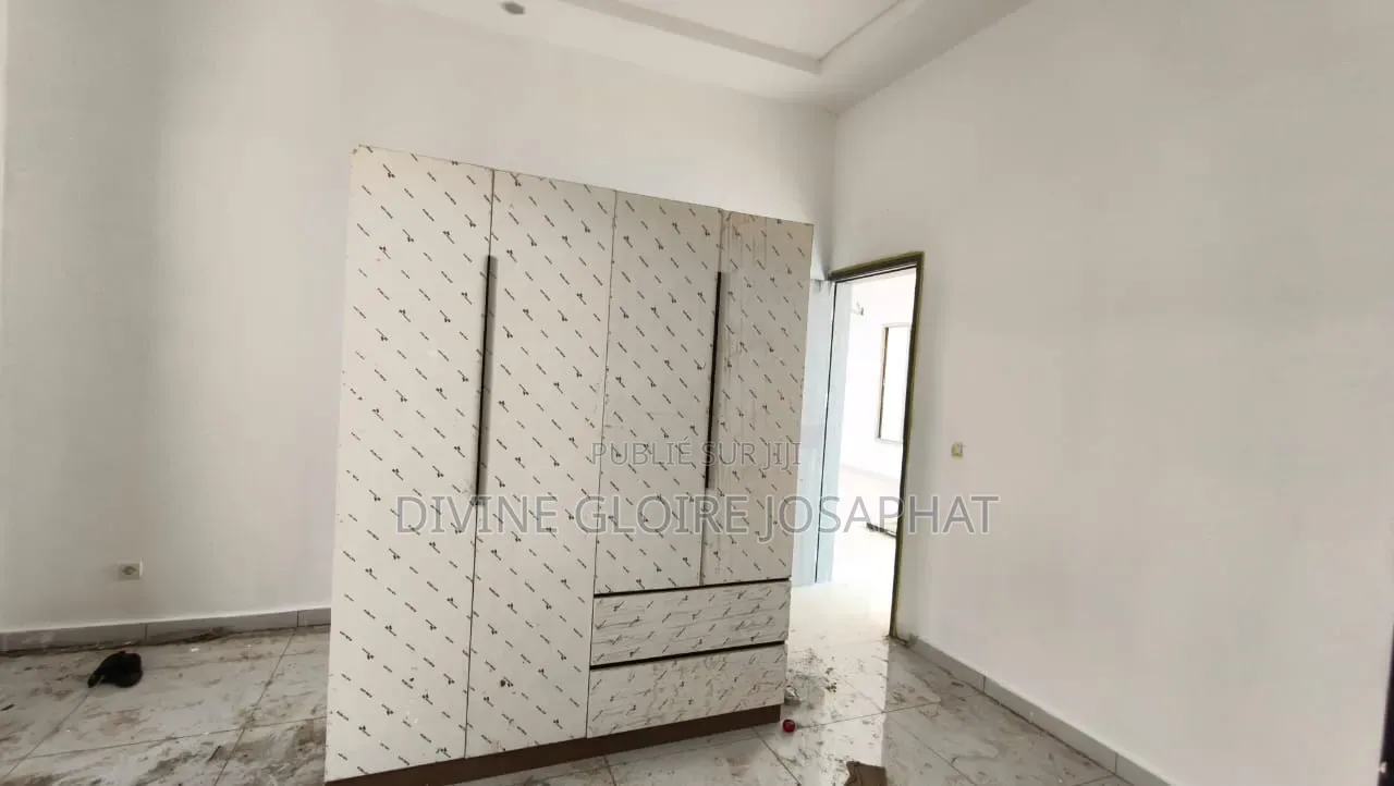 3chbre Duplex dans Asna Assie, Bingerville à Vendre