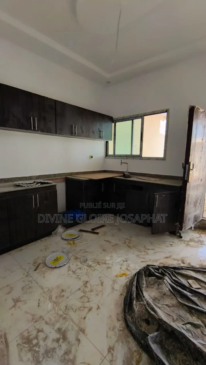 3chbre Duplex dans Asna Assie, Bingerville à Vendre