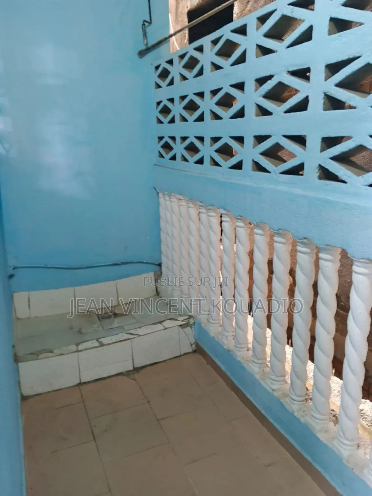 Meublé 3chbre Villa dans Particulier, Cocody à Vendre