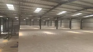 Entrepôt 3000m2 Avec Mezzanine en Zone Industrielle Yopougon Zone
